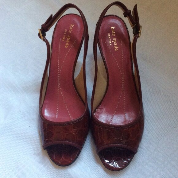 Vintage style never worn Kate Spade patent alligator heels pumps, size U.S. 9 - Picture 1 of 3